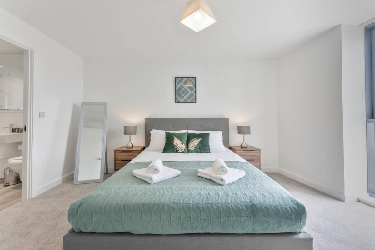 Stunning 2 Bed Apartment In Central เบอร์มิงแฮม ภายนอก รูปภาพ