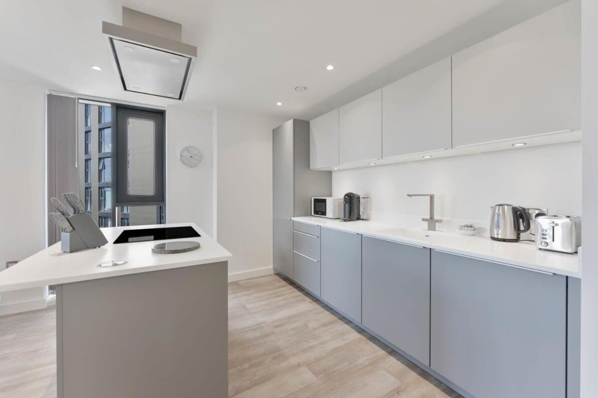 Stunning 2 Bed Apartment In Central เบอร์มิงแฮม ภายนอก รูปภาพ