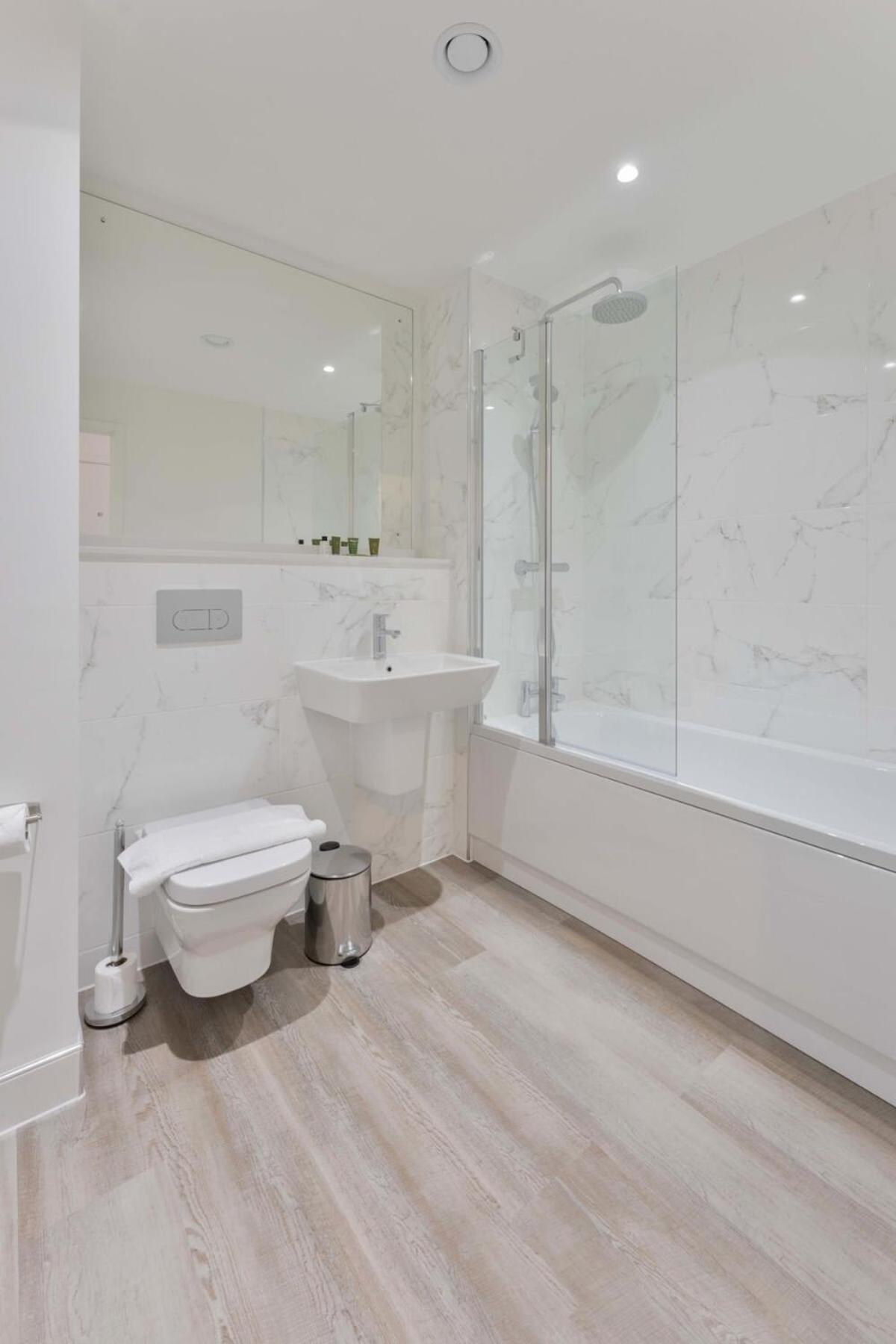 Stunning 2 Bed Apartment In Central เบอร์มิงแฮม ภายนอก รูปภาพ